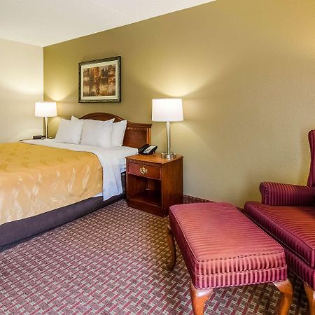 Quality Inn & Suites Lexington Near I-64 And I-81 Timber Ridge Bagian luar foto