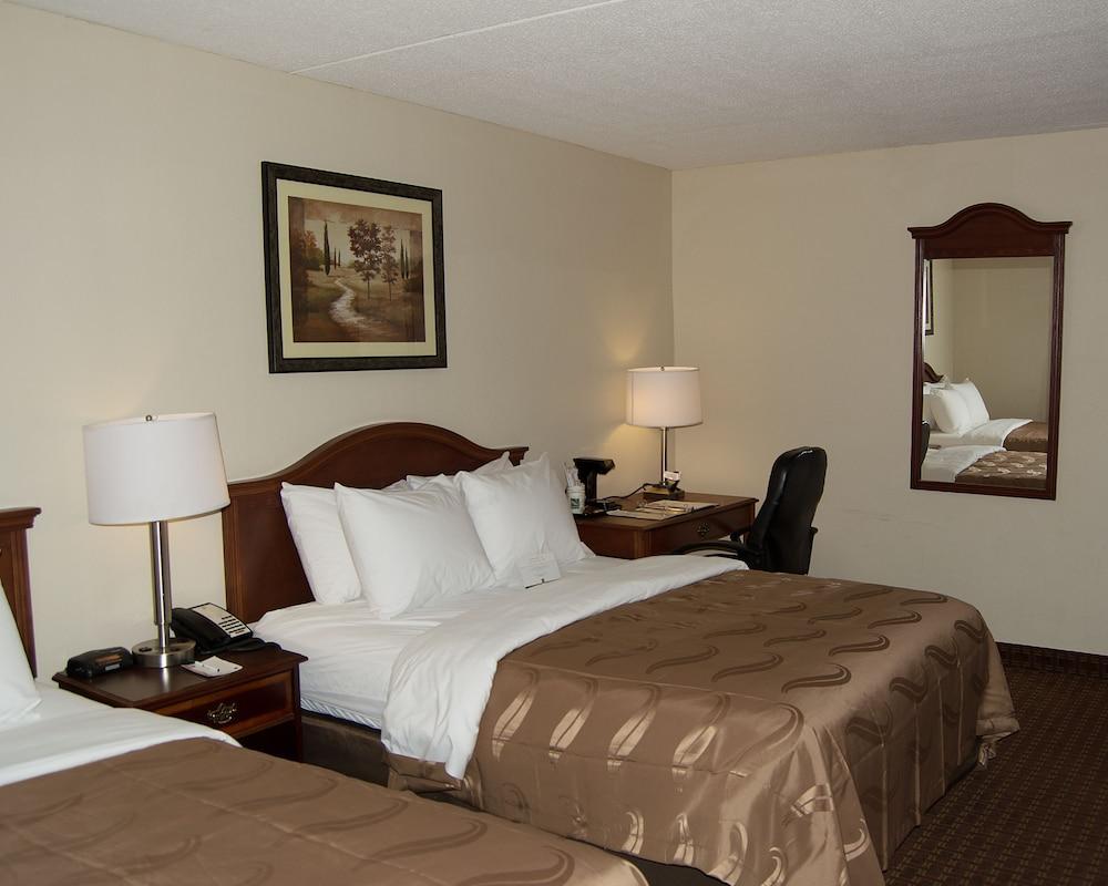 Quality Inn & Suites Lexington Near I-64 And I-81 Timber Ridge Bagian luar foto