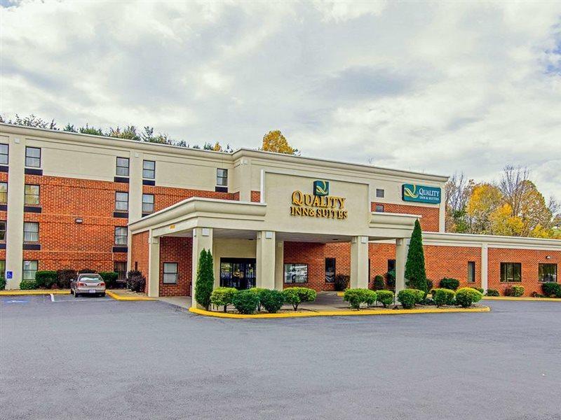 Quality Inn & Suites Lexington Near I-64 And I-81 Timber Ridge Bagian luar foto
