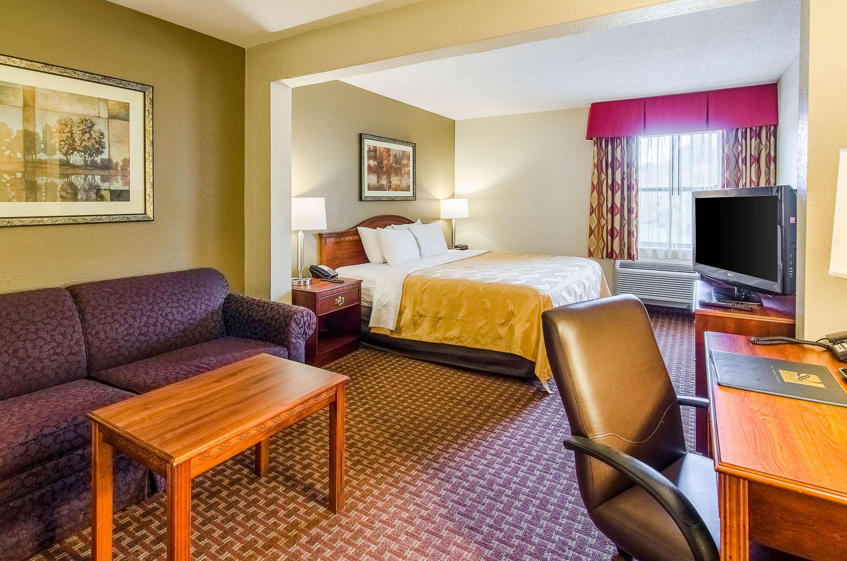 Quality Inn & Suites Lexington Near I-64 And I-81 Timber Ridge Bagian luar foto