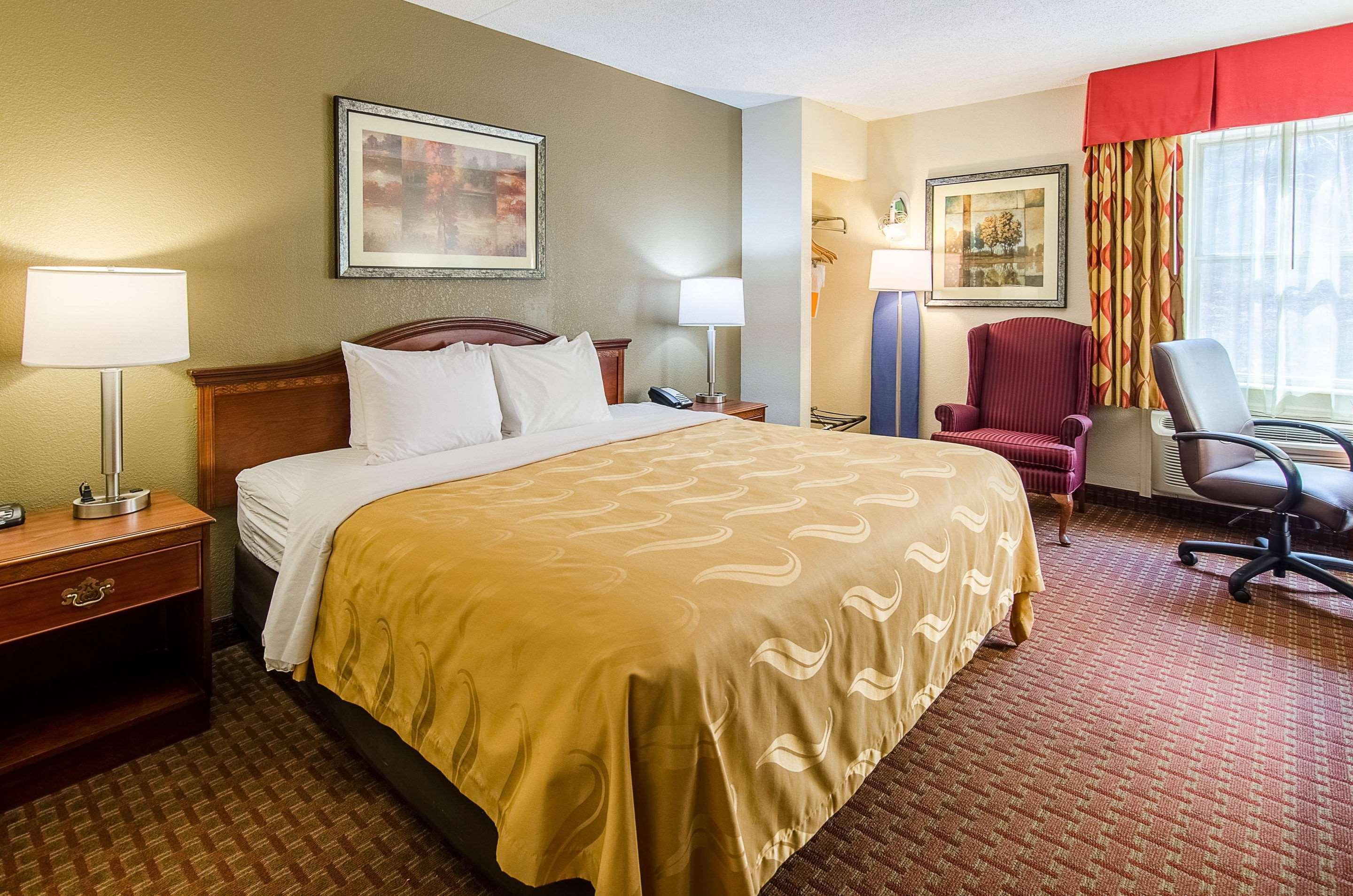 Quality Inn & Suites Lexington Near I-64 And I-81 Timber Ridge Bagian luar foto