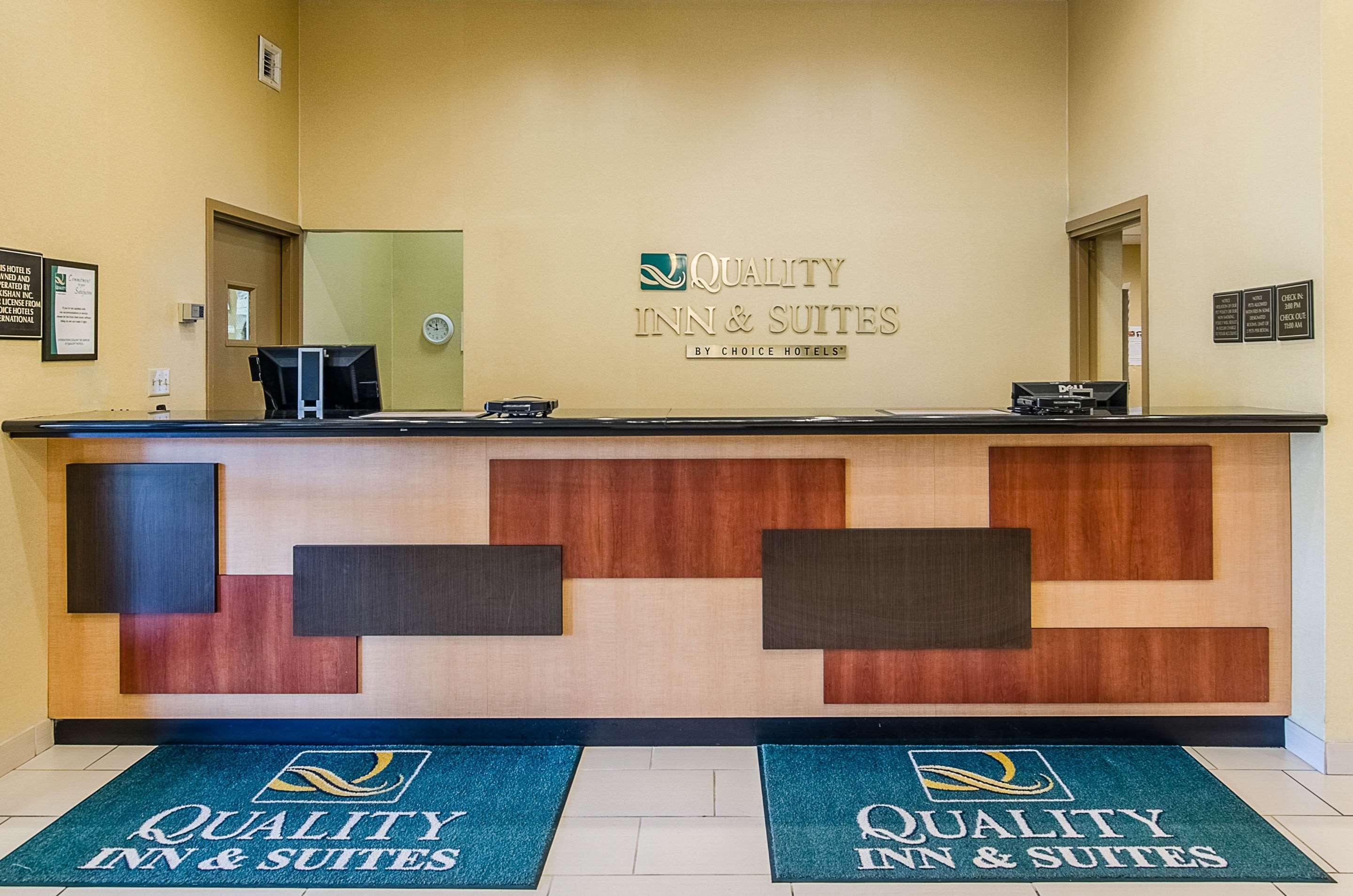 Quality Inn & Suites Lexington Near I-64 And I-81 Timber Ridge Bagian luar foto