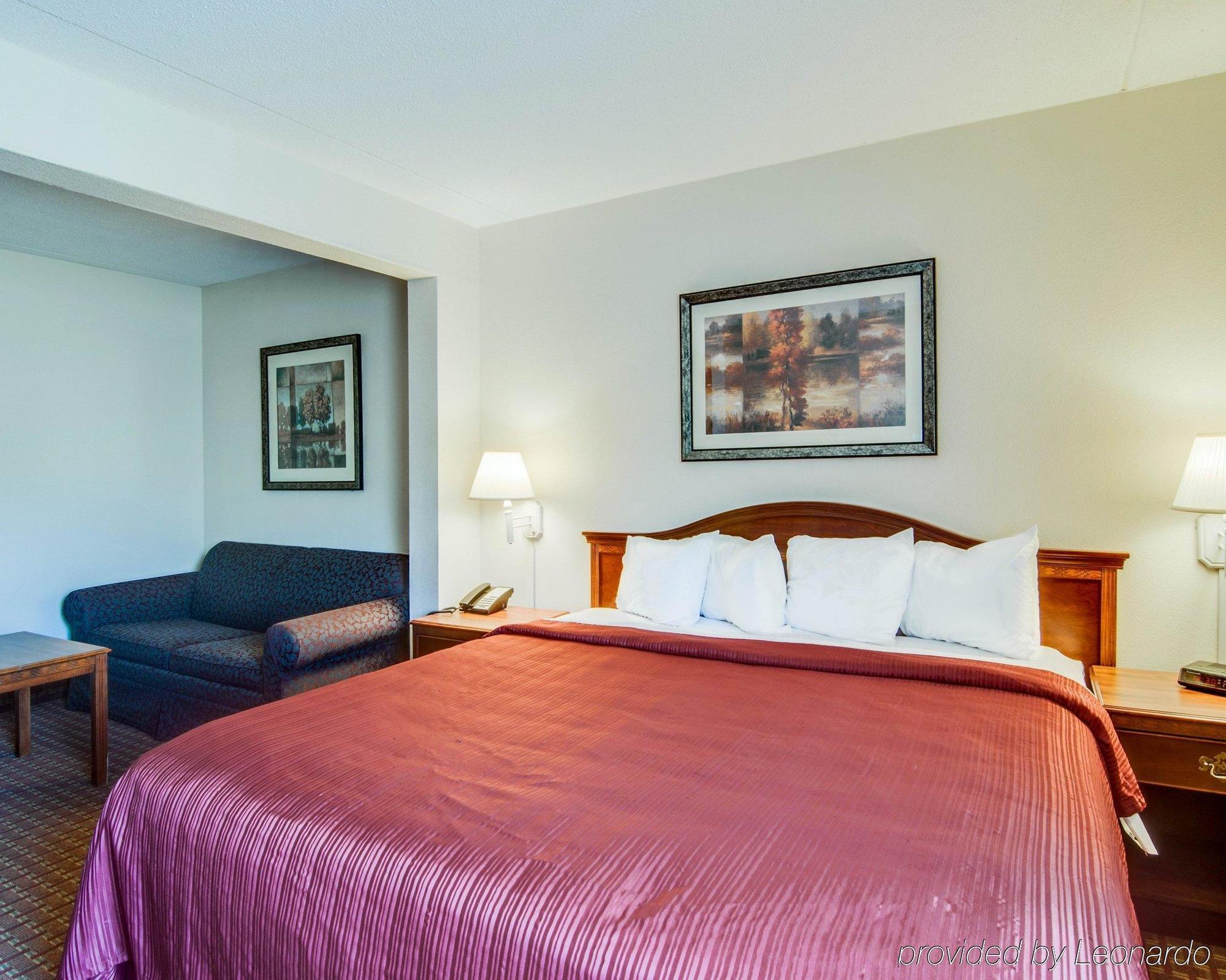 Quality Inn & Suites Lexington Near I-64 And I-81 Timber Ridge Bagian luar foto