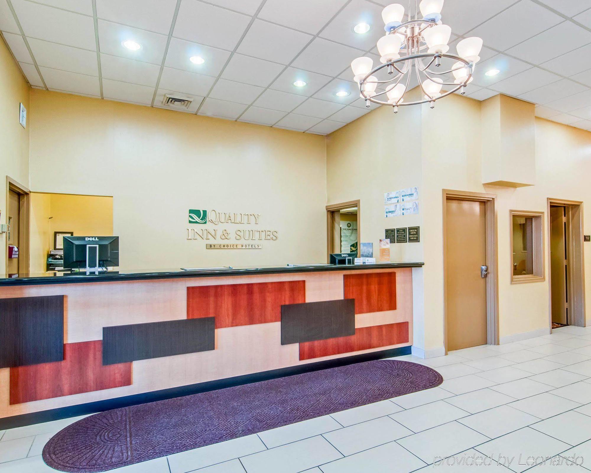 Quality Inn & Suites Lexington Near I-64 And I-81 Timber Ridge Bagian luar foto